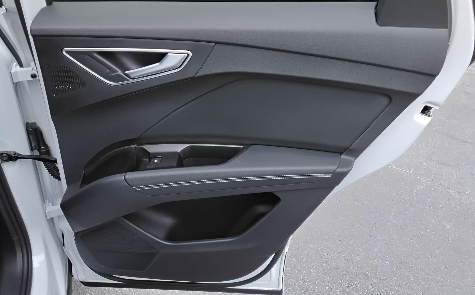 2024 Audi Q4 e-tron Premium Plus