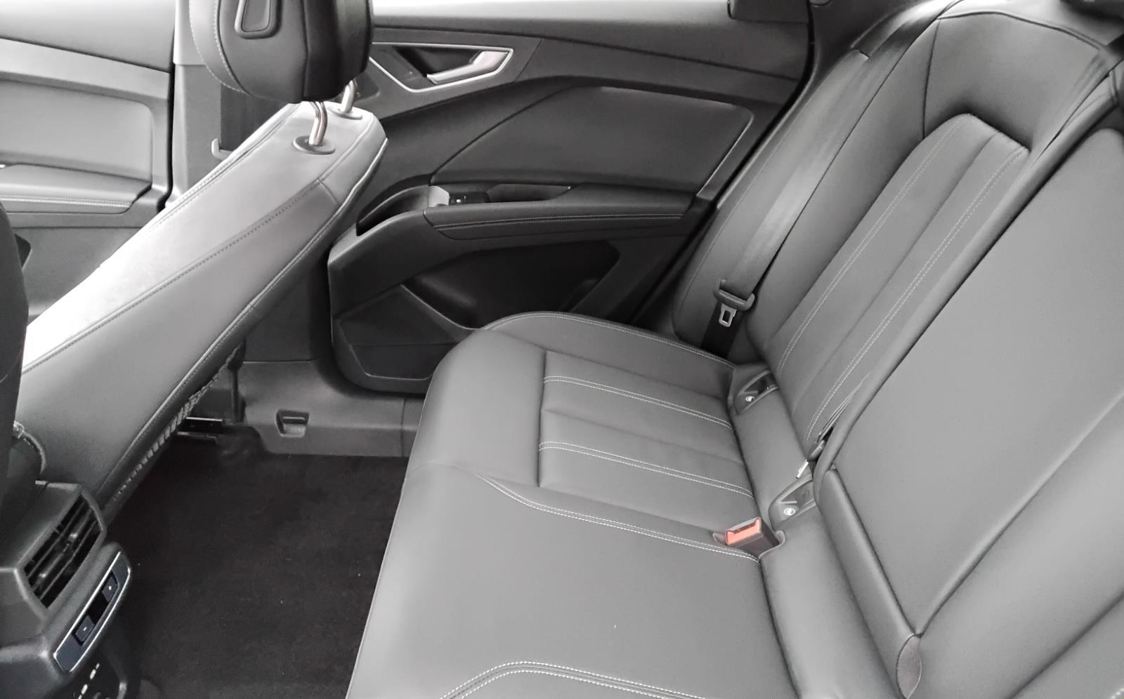 2024 Audi Q4 e-tron Premium Plus