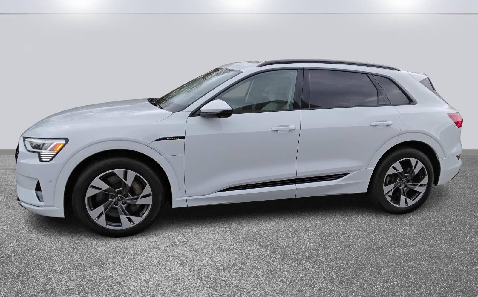 2023 Audi e-tron Premium