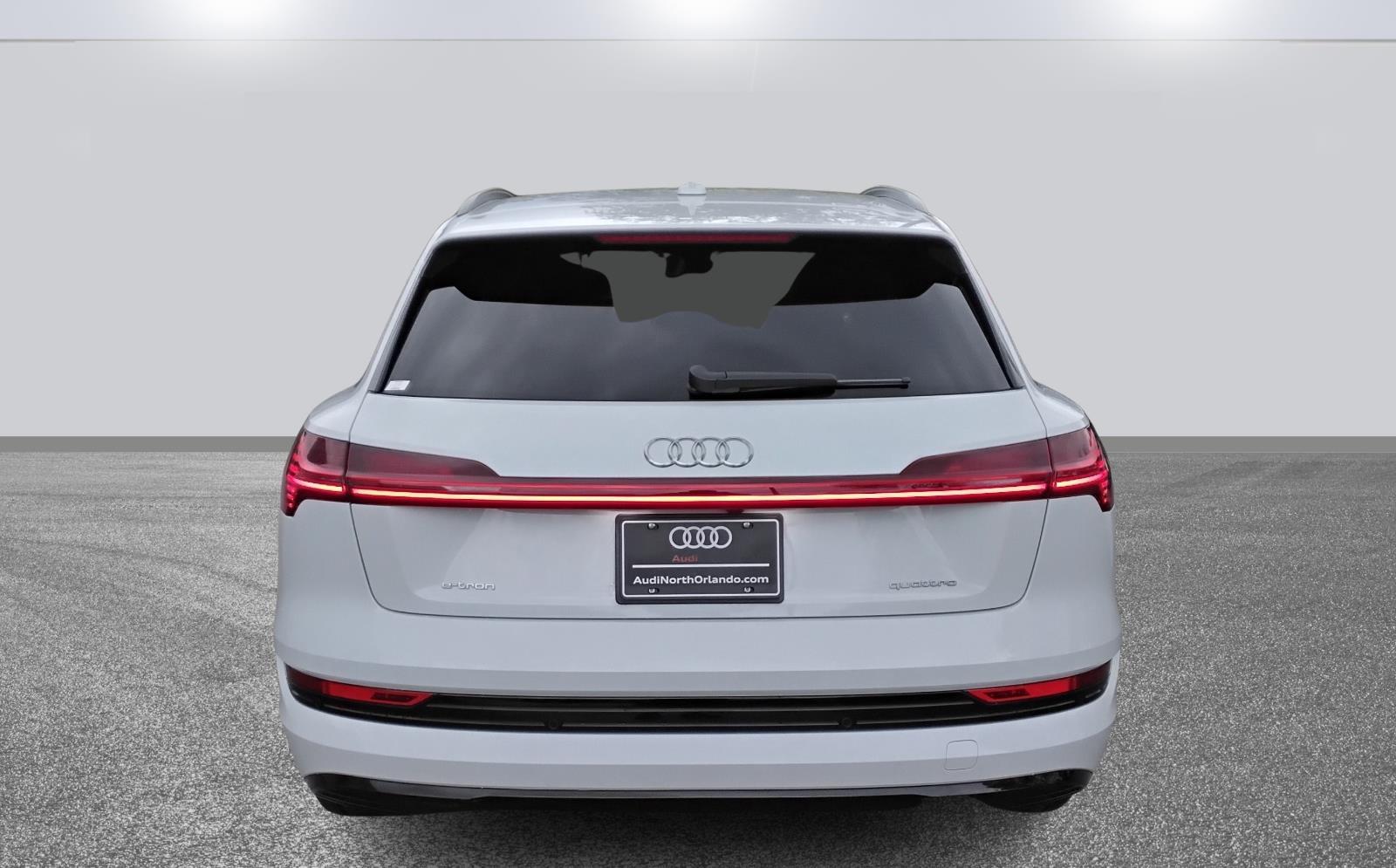 2023 Audi e-tron Premium