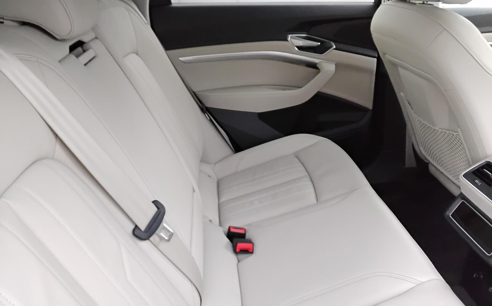 2023 Audi e-tron Premium