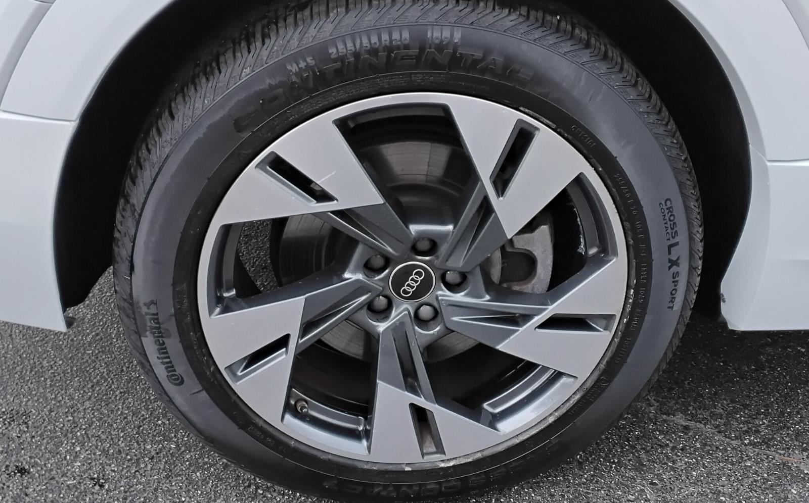 2023 Audi e-tron Premium