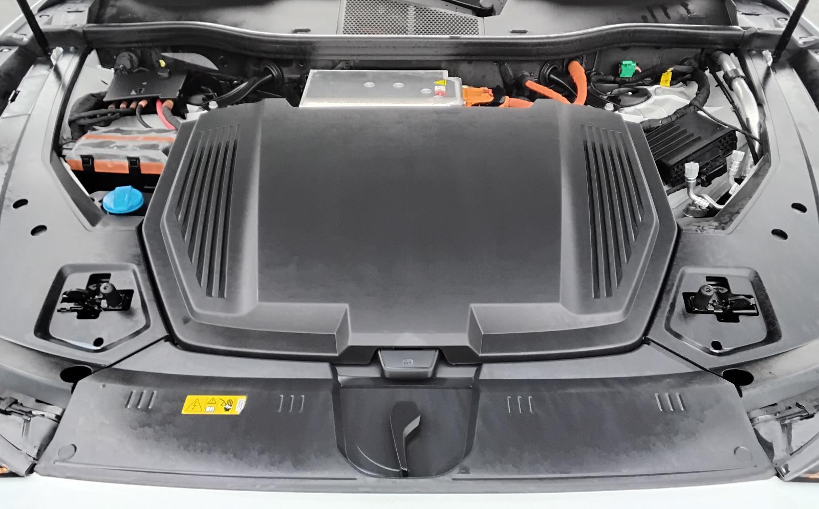 2023 Audi e-tron Premium