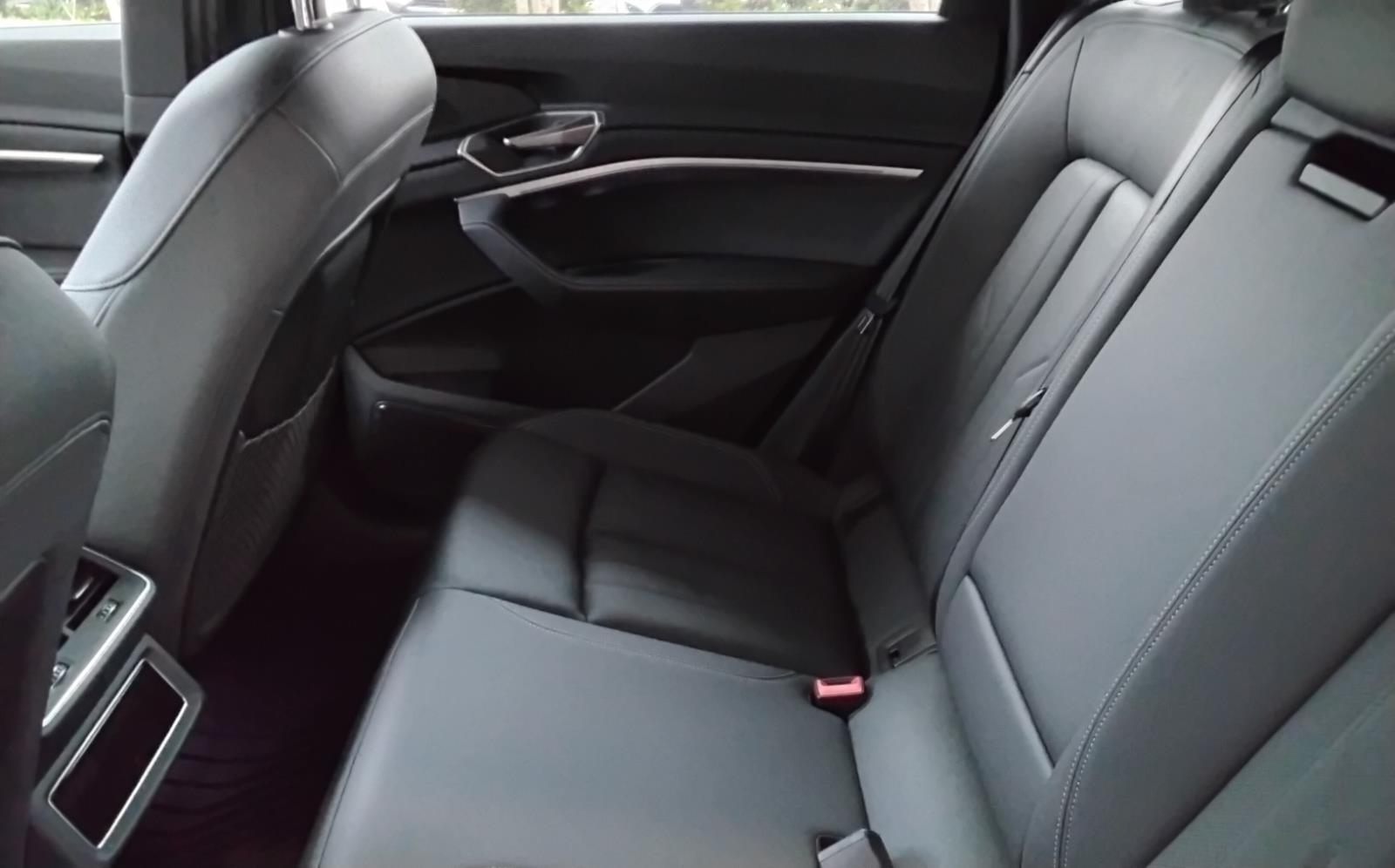 2024 Audi Q8 e-tron Sportback S line Premium Plus