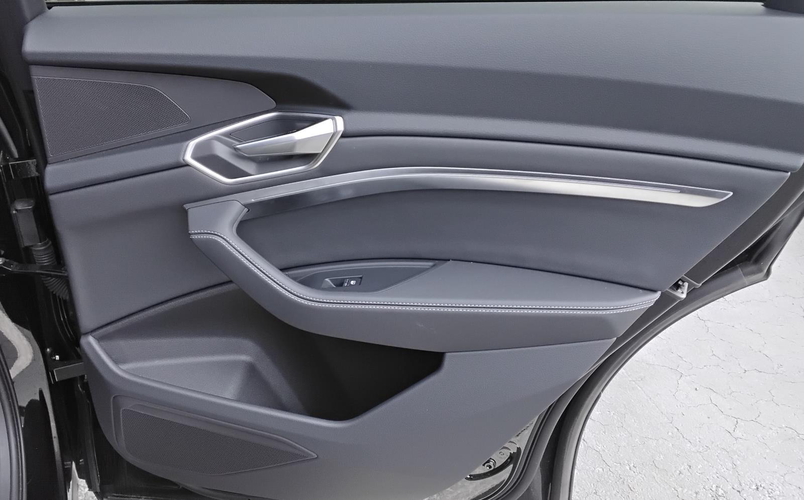 2024 Audi Q8 e-tron Premium