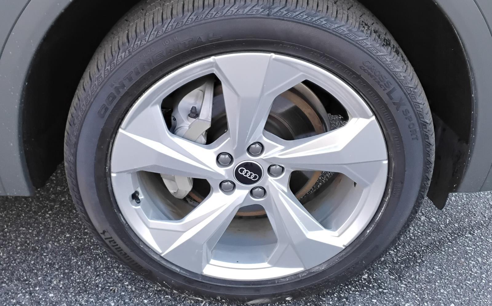 2023 Audi Q5 S line Premium Plus