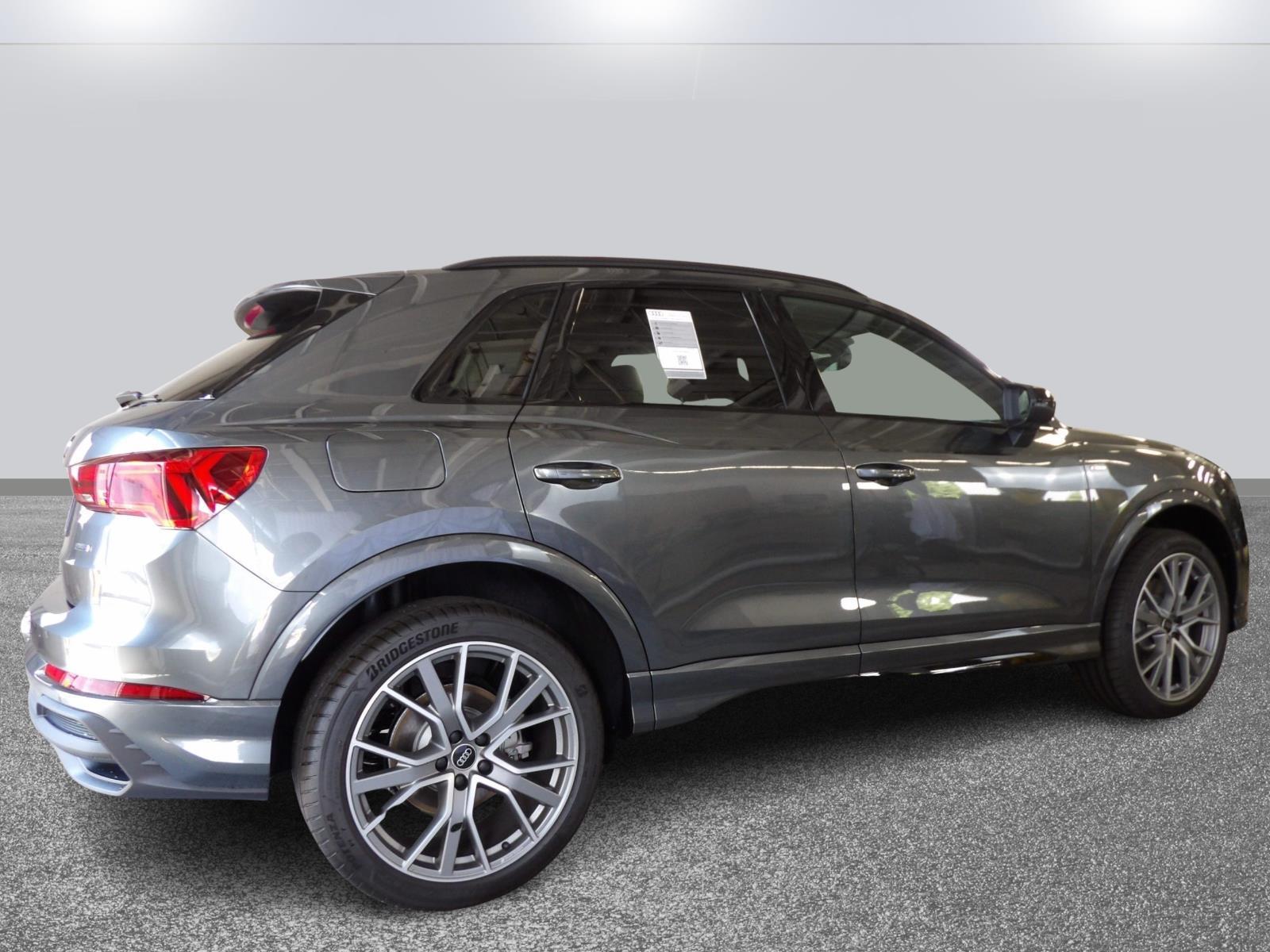 2025 Audi Q3 S line Premium Plus