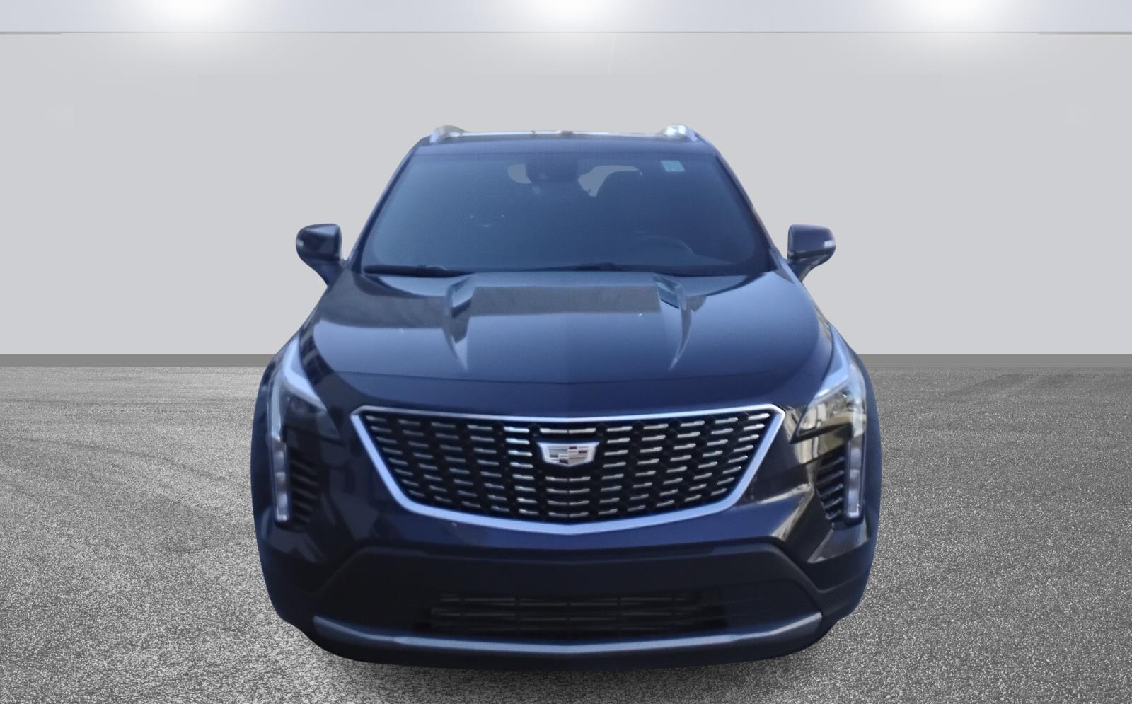 2023 Cadillac XT4 FWD Premium Luxury