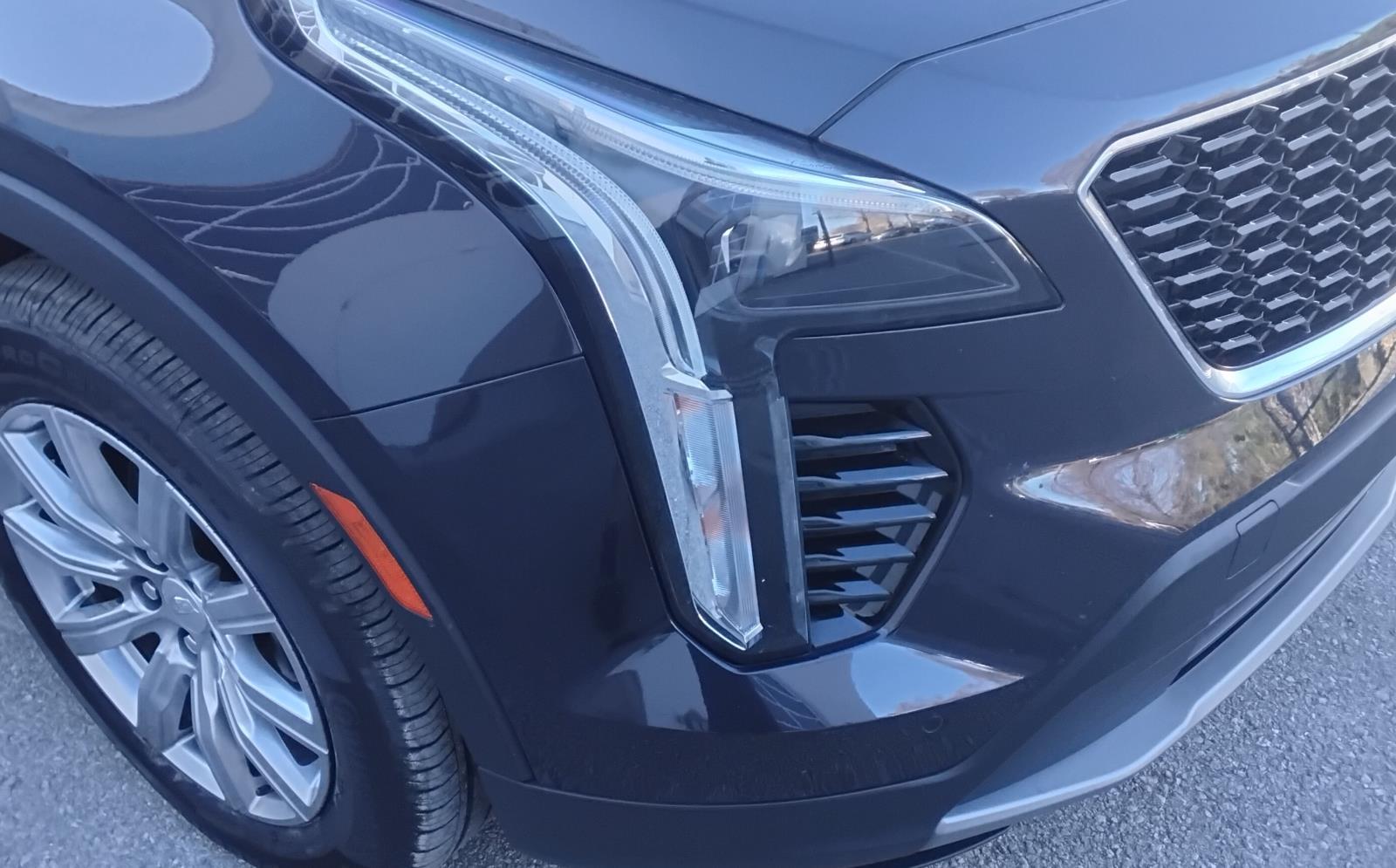 2023 Cadillac XT4 FWD Premium Luxury