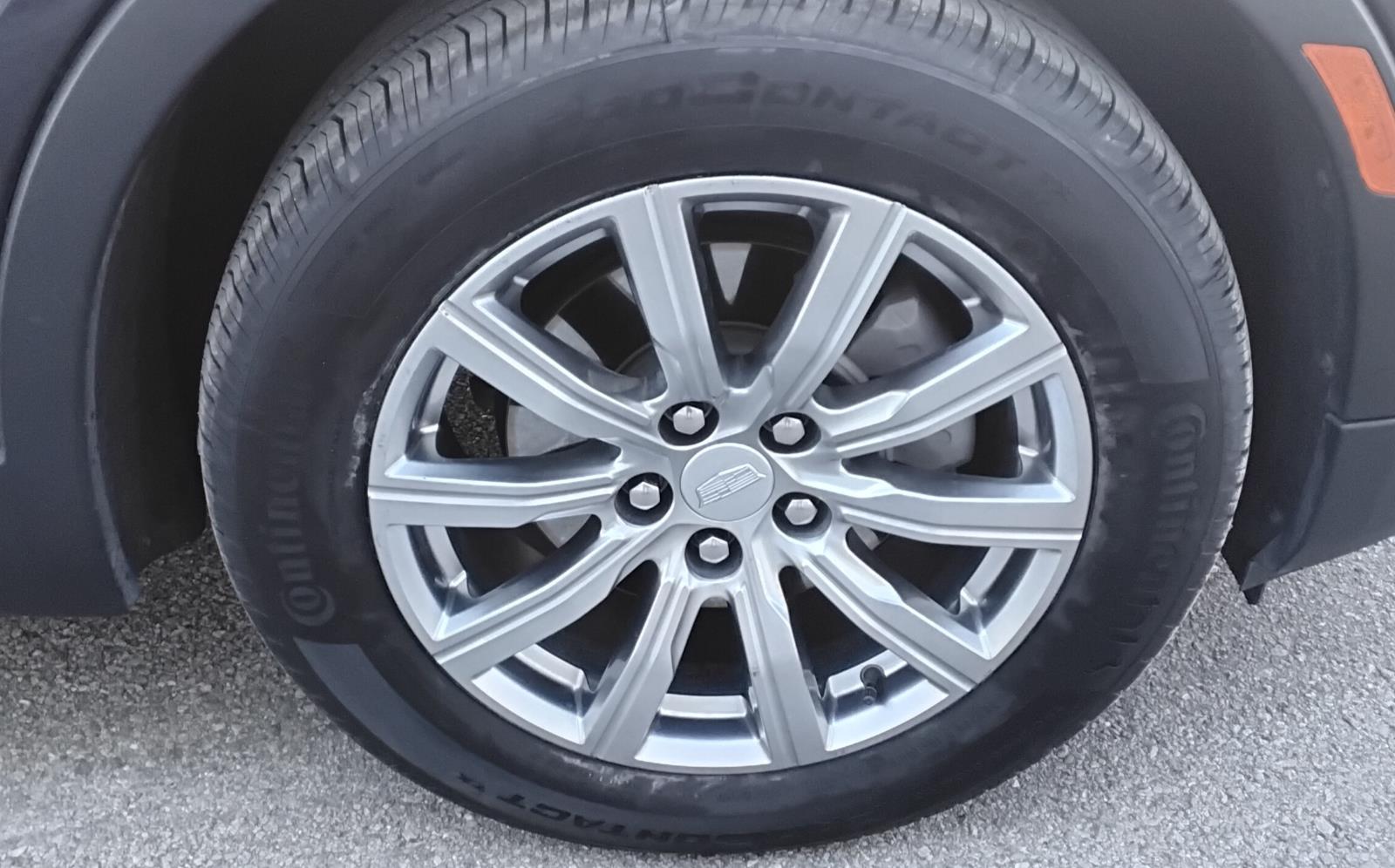 2023 Cadillac XT4 FWD Premium Luxury