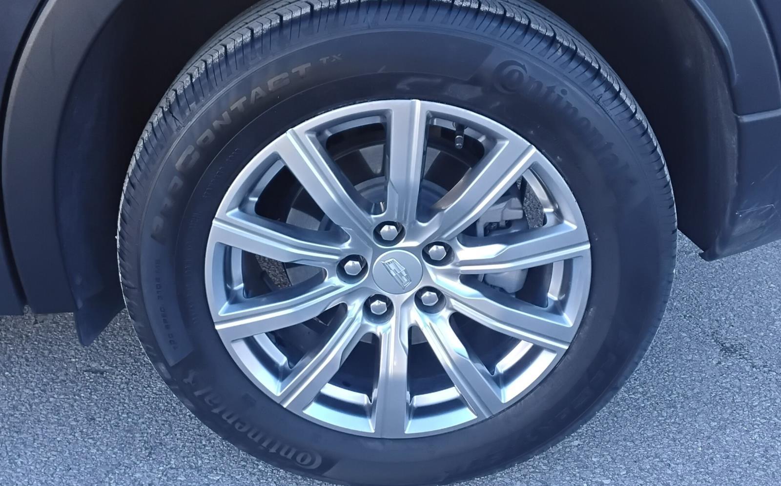 2023 Cadillac XT4 FWD Premium Luxury