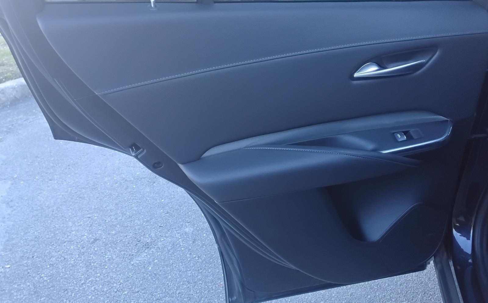 2023 Cadillac XT4 FWD Premium Luxury