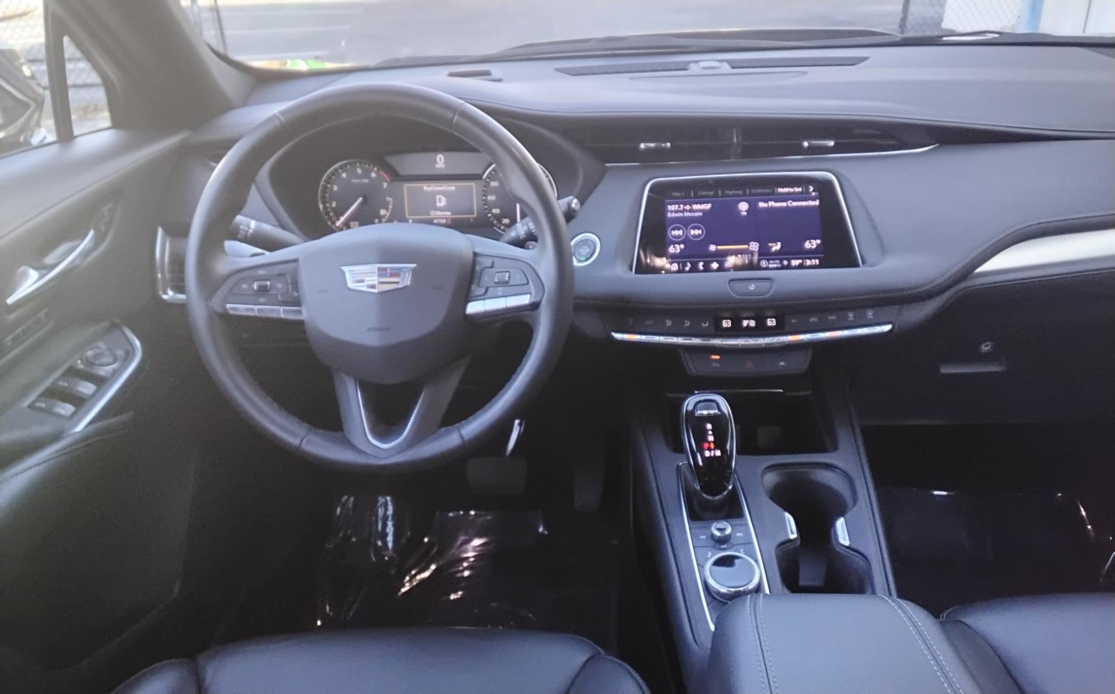 2023 Cadillac XT4 FWD Premium Luxury