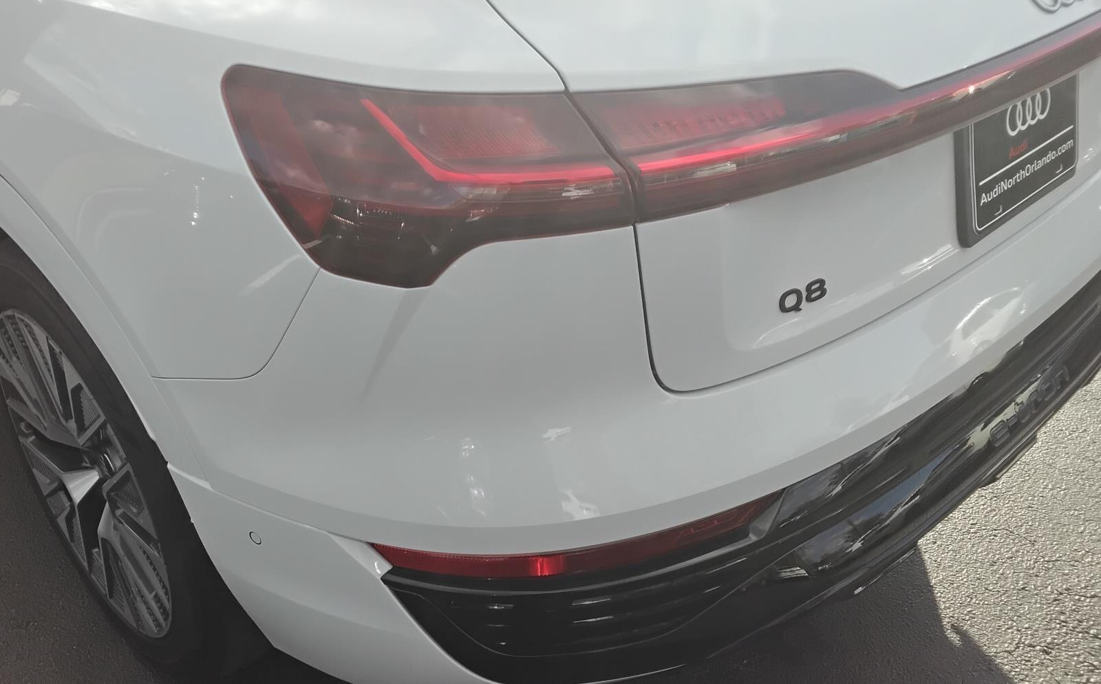 2024 Audi Q8 e-tron Premium Plus