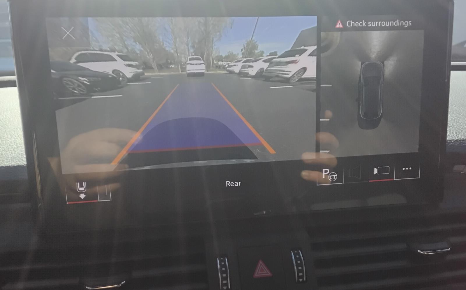 2024 Audi Q8 e-tron Premium Plus