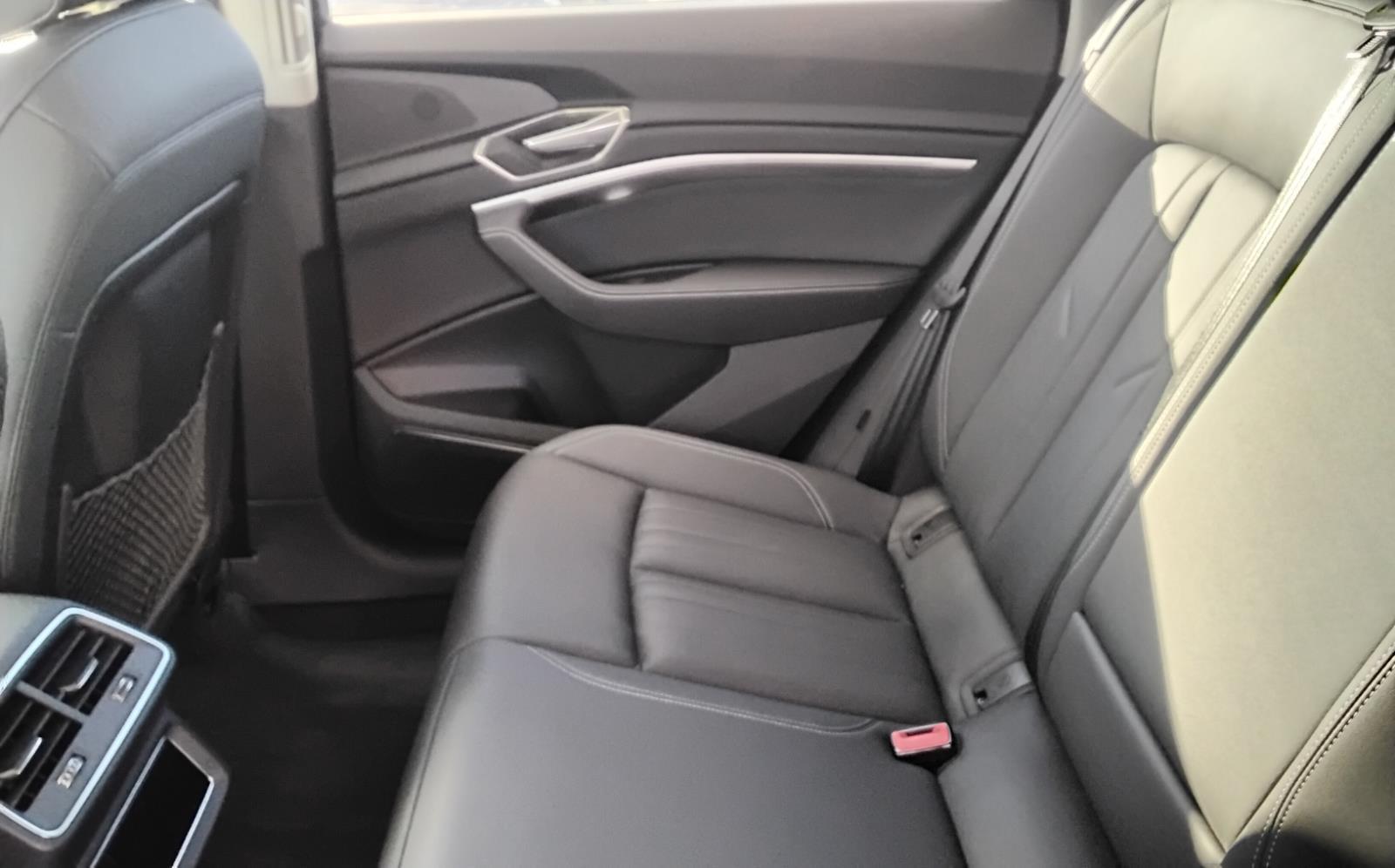 2024 Audi Q8 e-tron Premium Plus