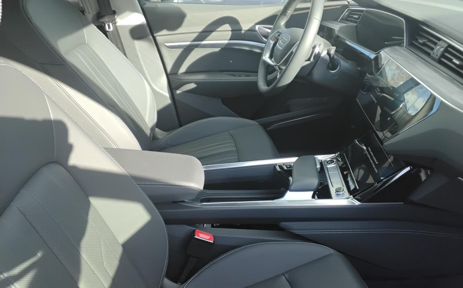 2024 Audi Q8 e-tron Premium Plus