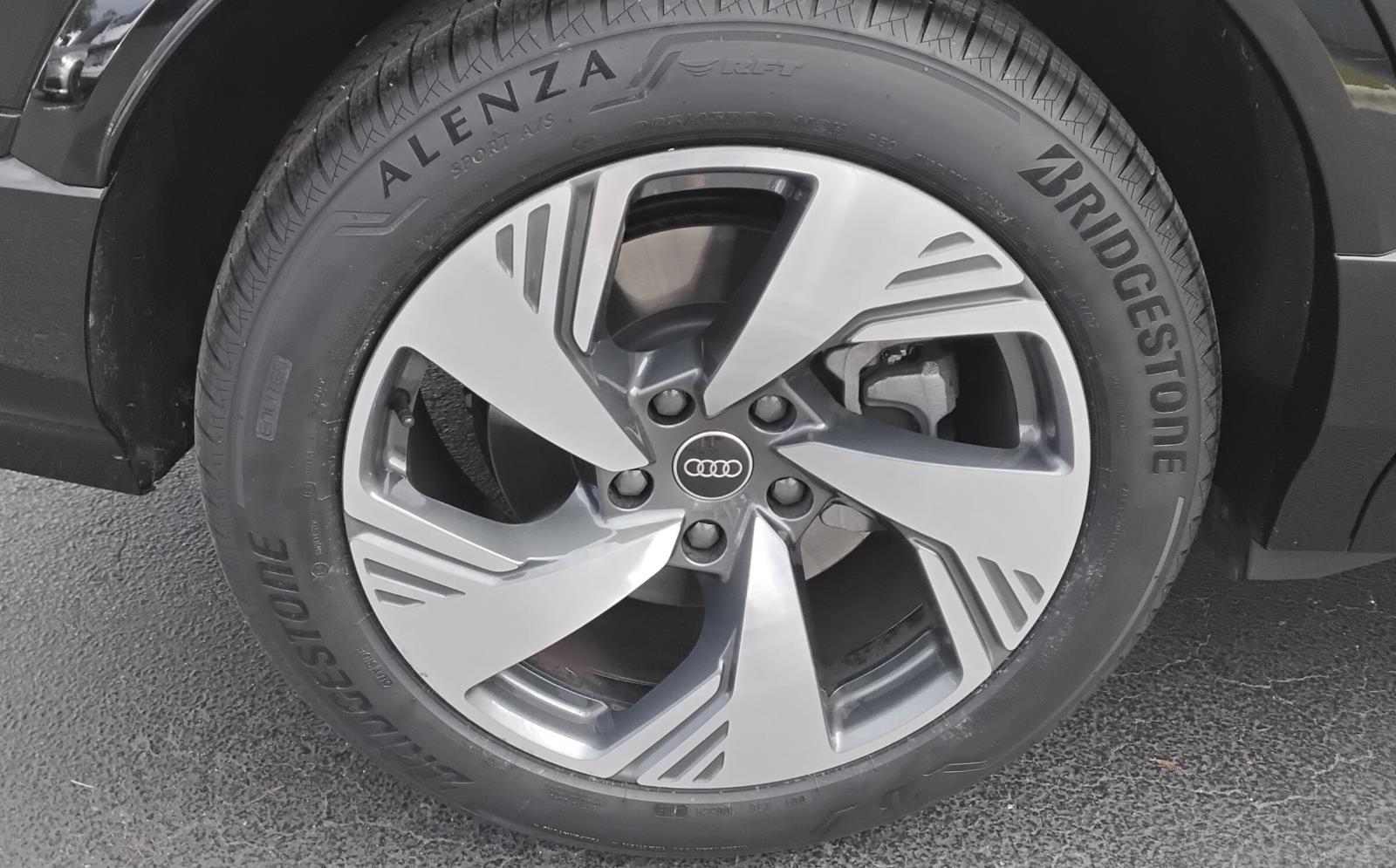 2025 Audi Q6 e-tron Premium Plus