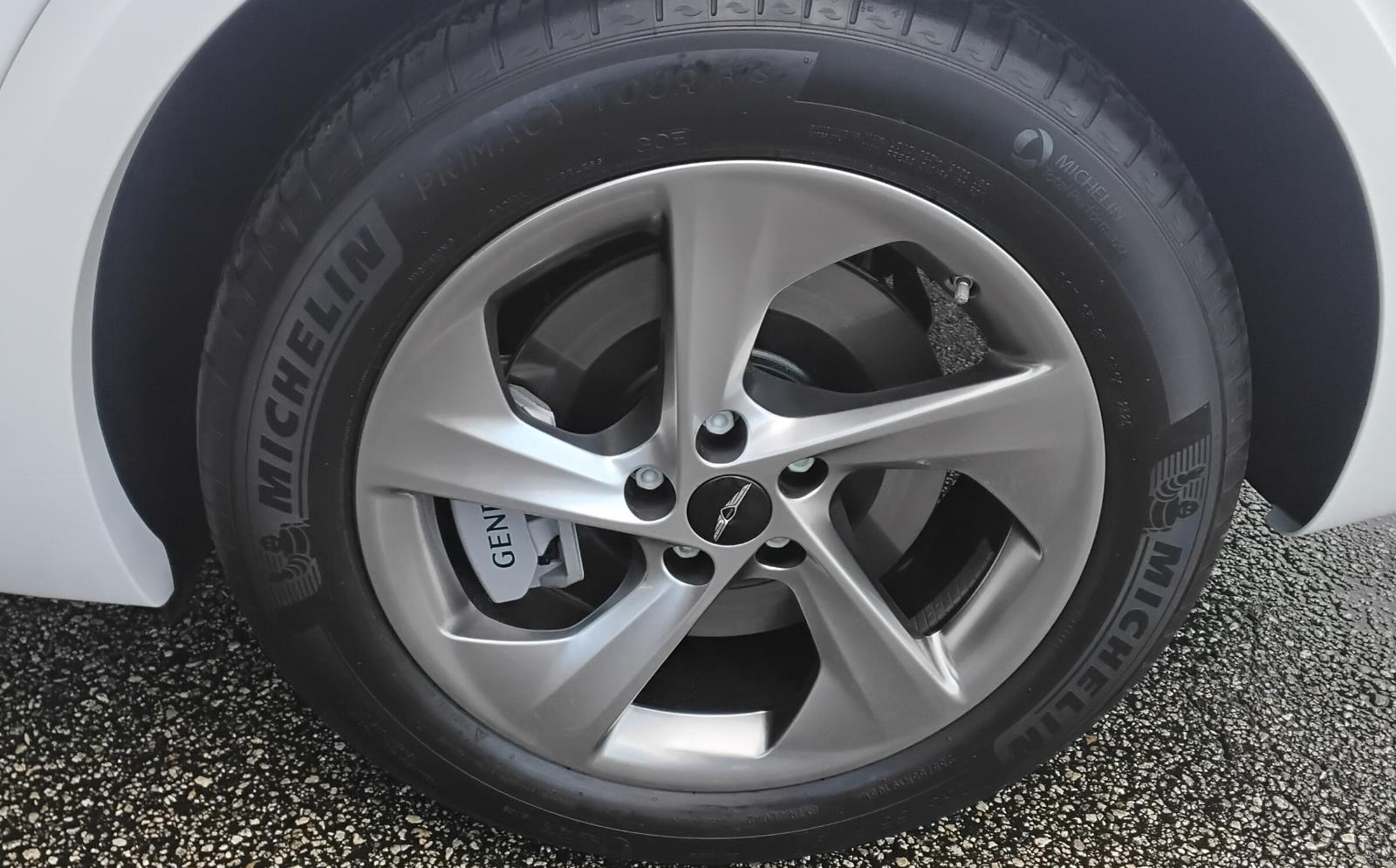 2026 Genesis GV70 2.5T Advanced