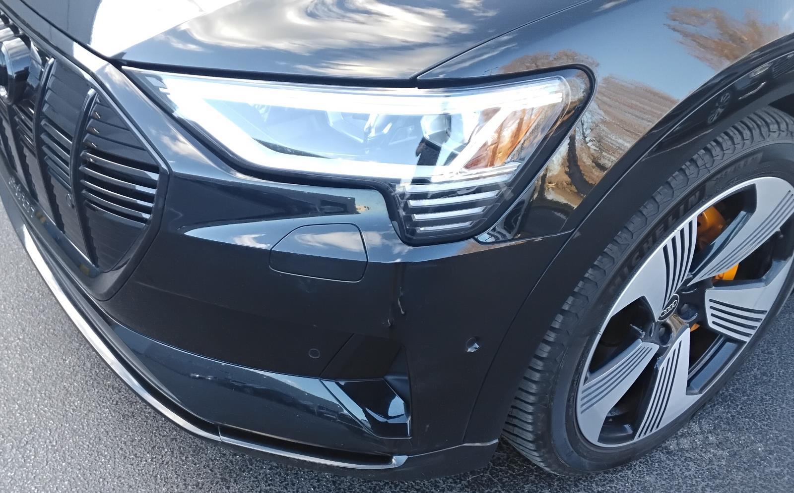 2023 Audi e-tron Premium Plus