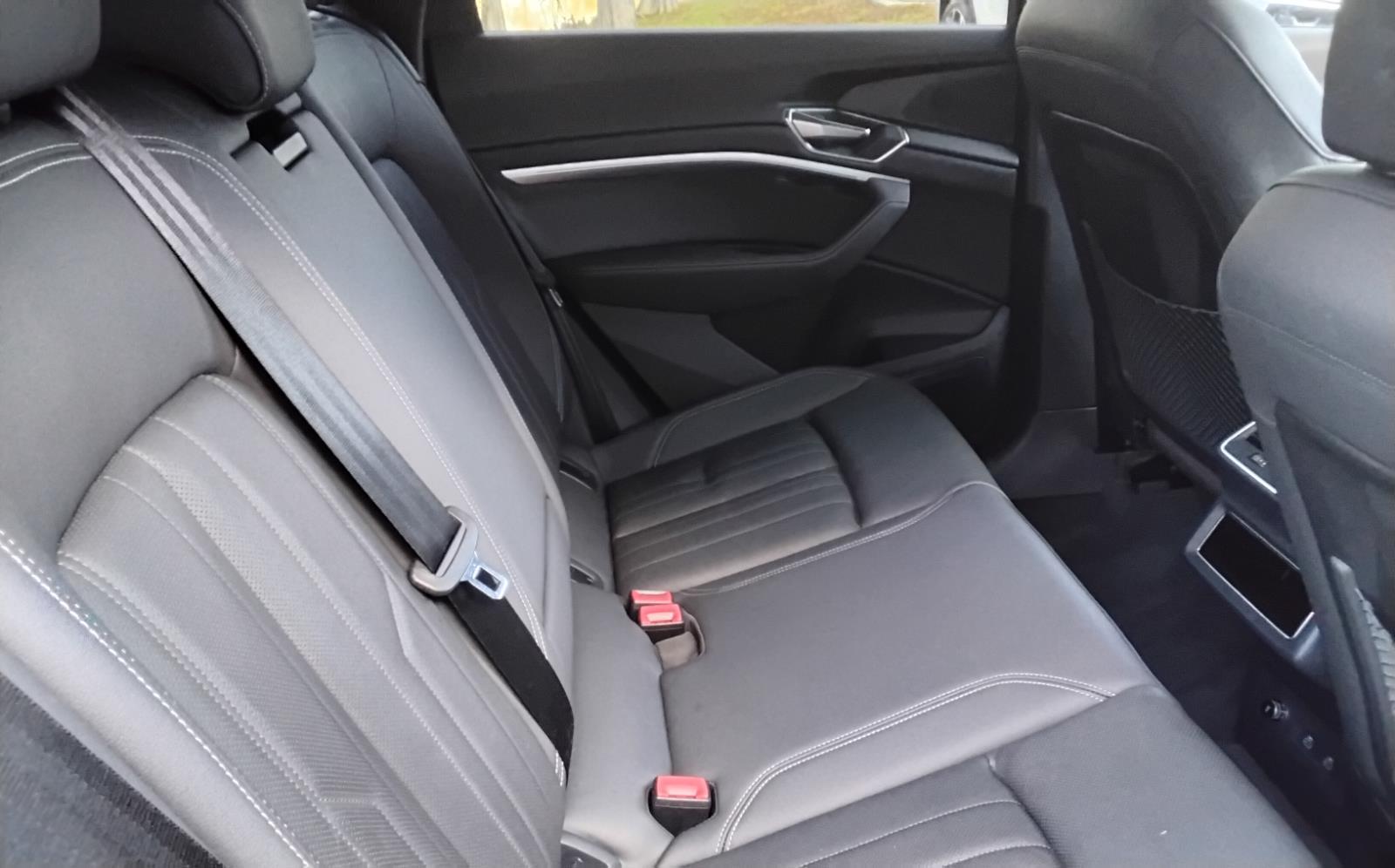 2023 Audi e-tron Premium Plus