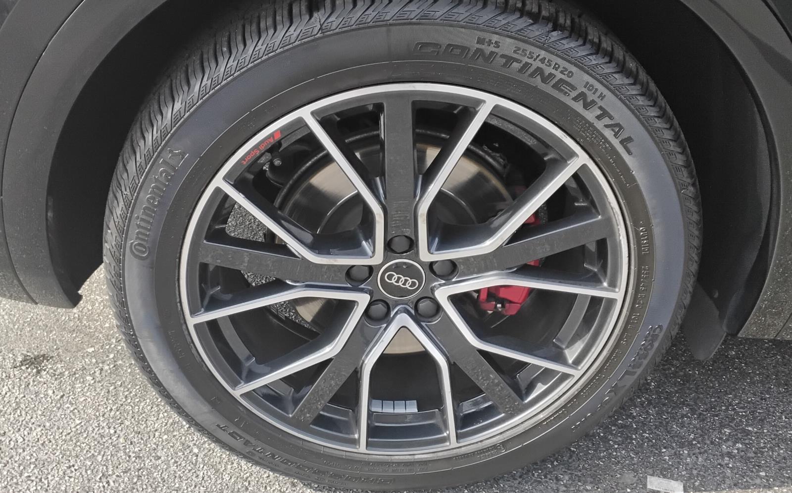 2023 Audi SQ5 Premium Plus