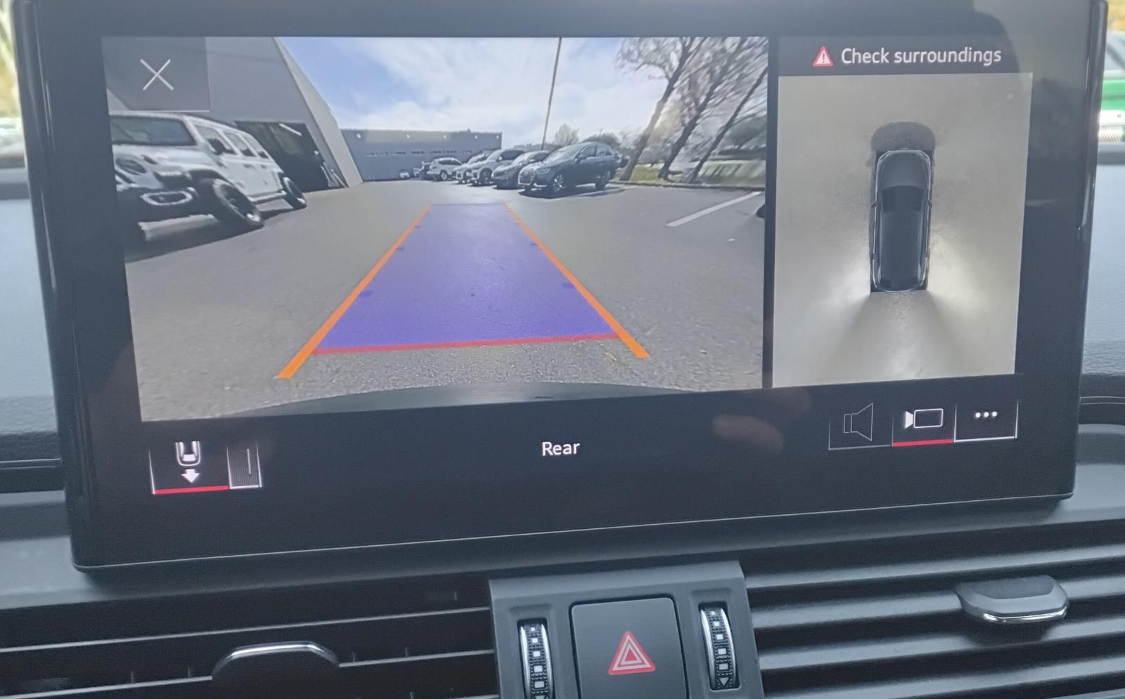 2023 Audi SQ5 Premium Plus