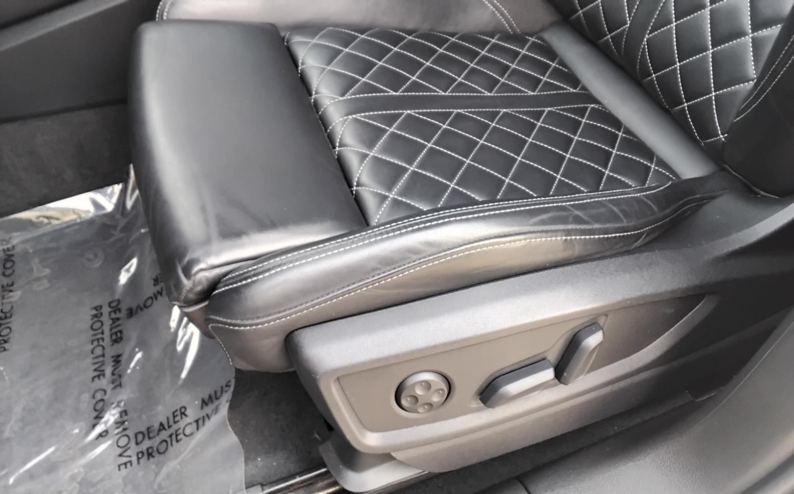 2023 Audi SQ5 Premium Plus