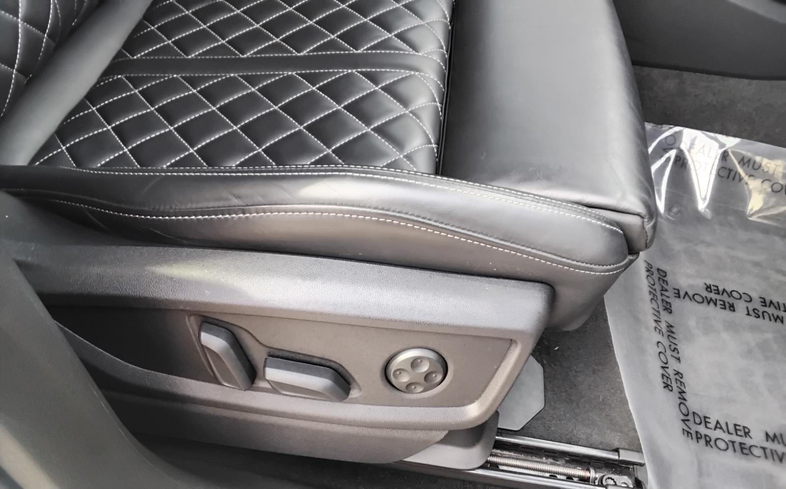 2023 Audi SQ5 Premium Plus