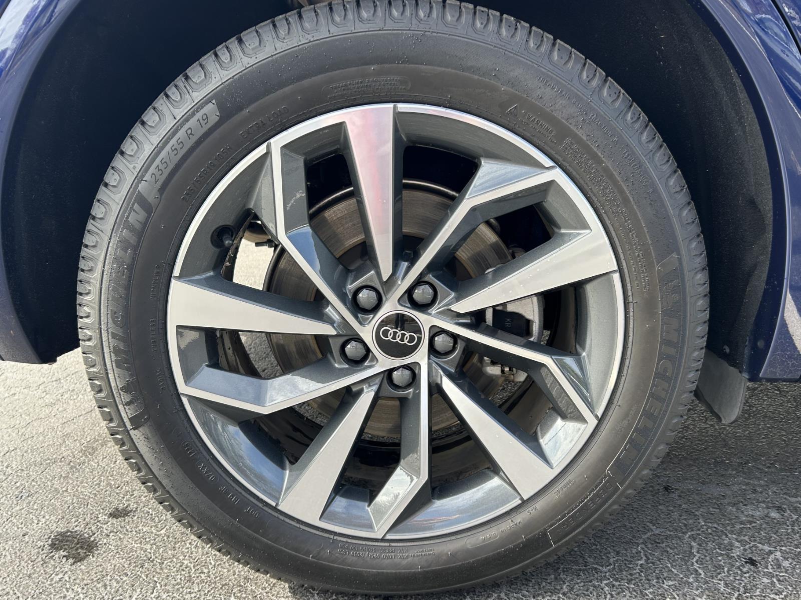 2023 Audi Q5 S line Premium Plus