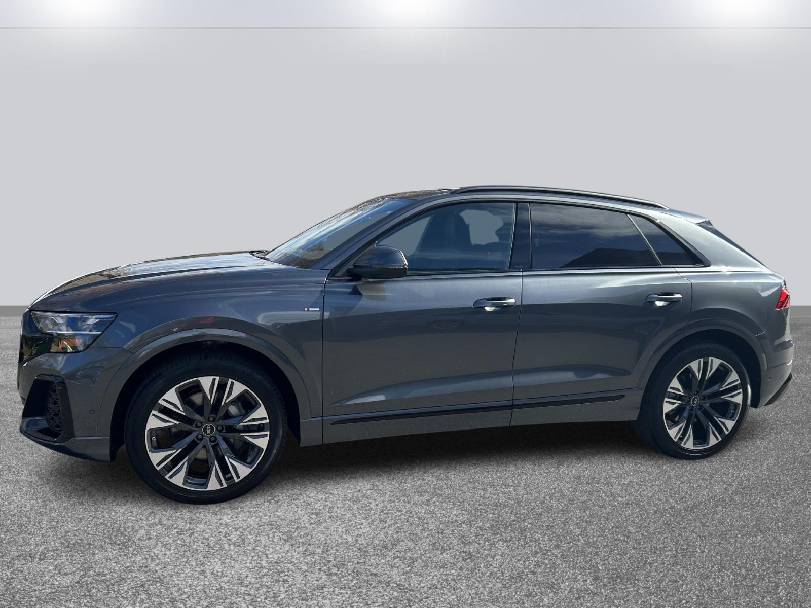 2026 Audi Q8 Premium Plus