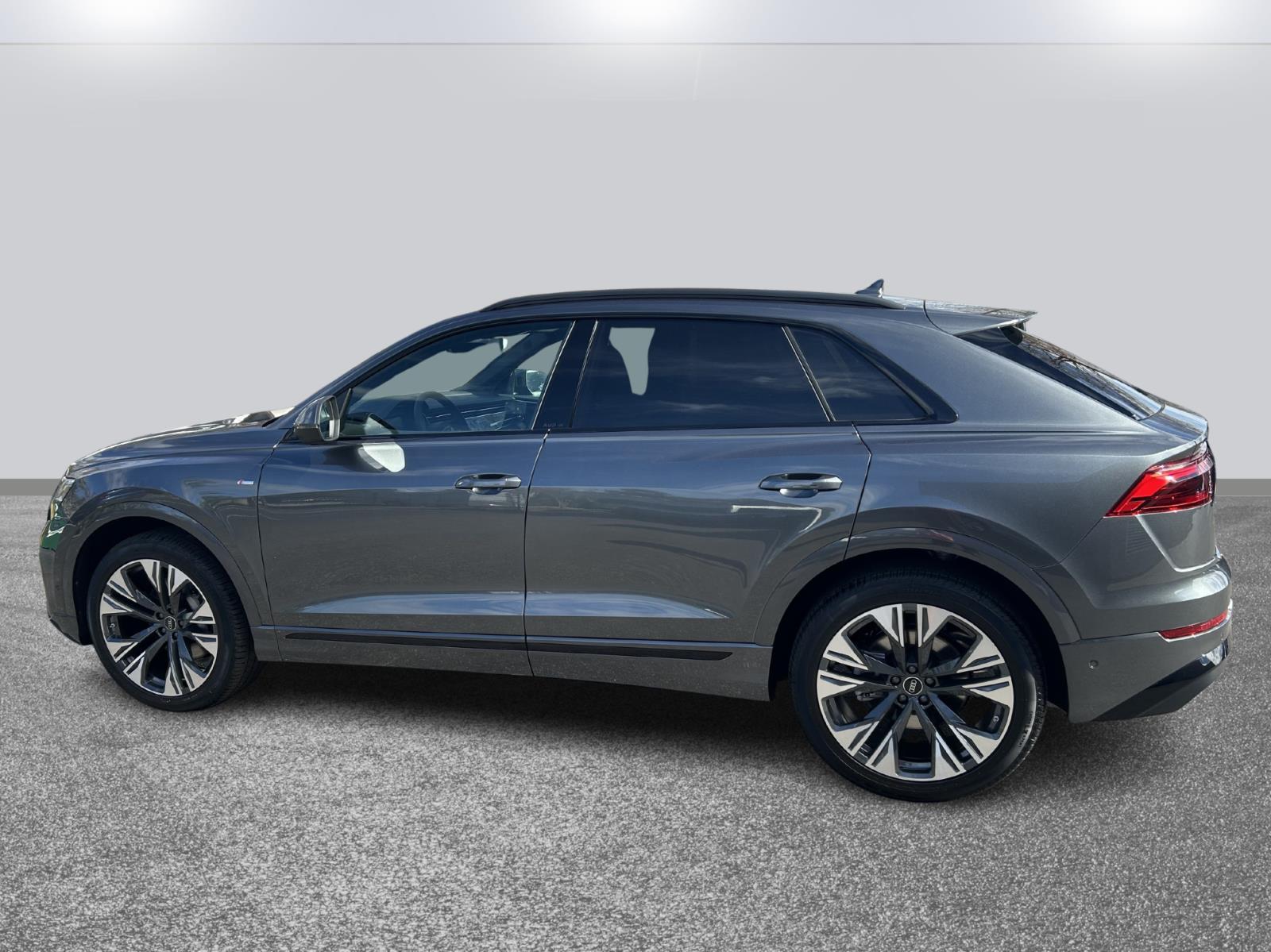 2026 Audi Q8 Premium Plus