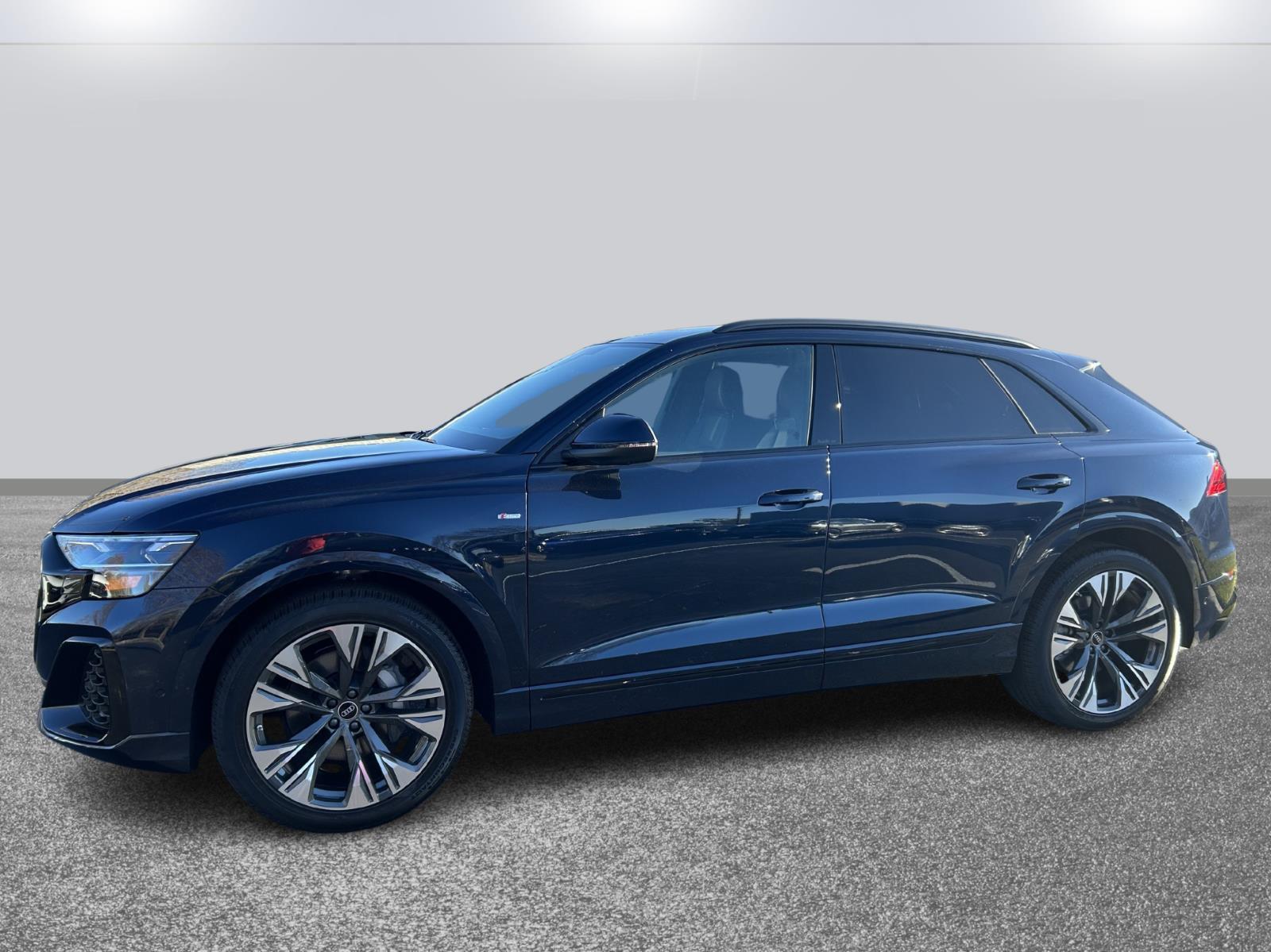 2026 Audi Q8 Premium Plus