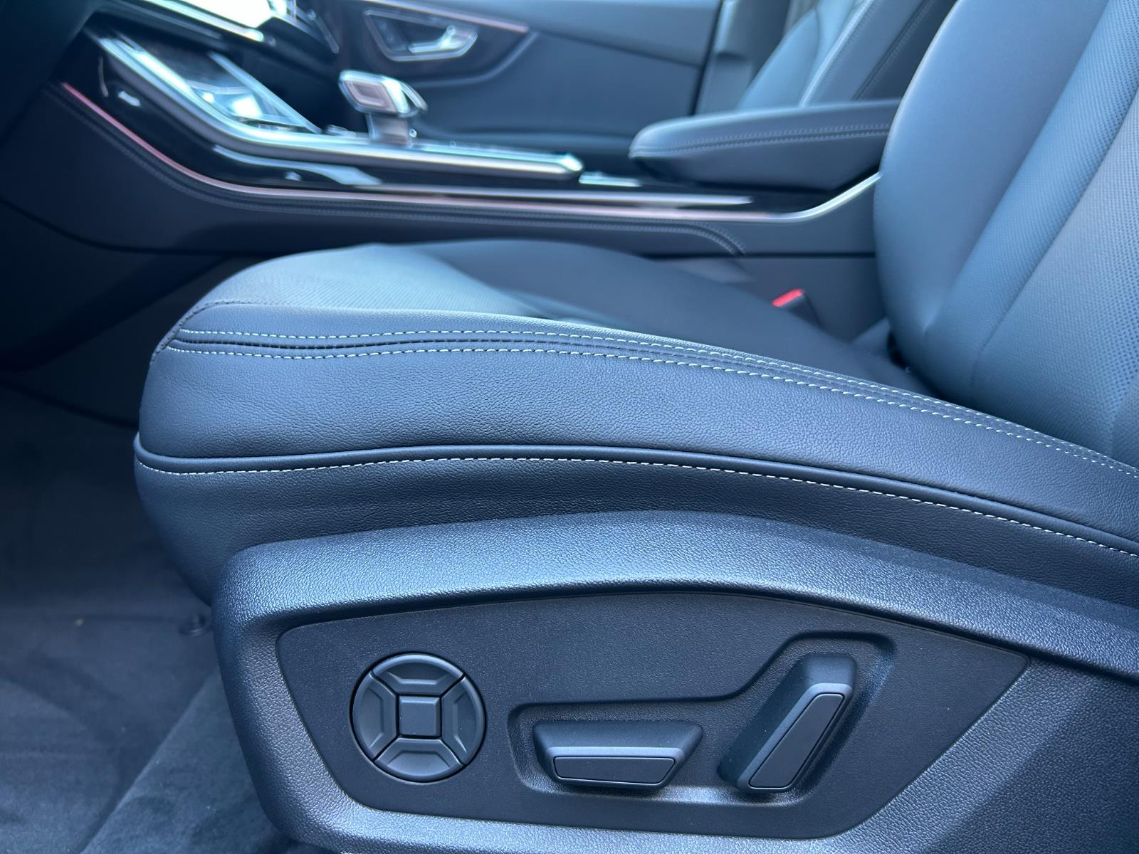 2026 Audi Q8 Premium Plus