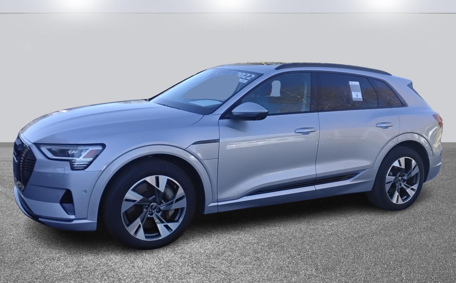2022 Audi e-tron Premium