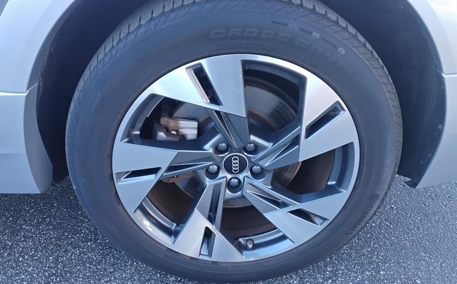 2022 Audi e-tron Premium