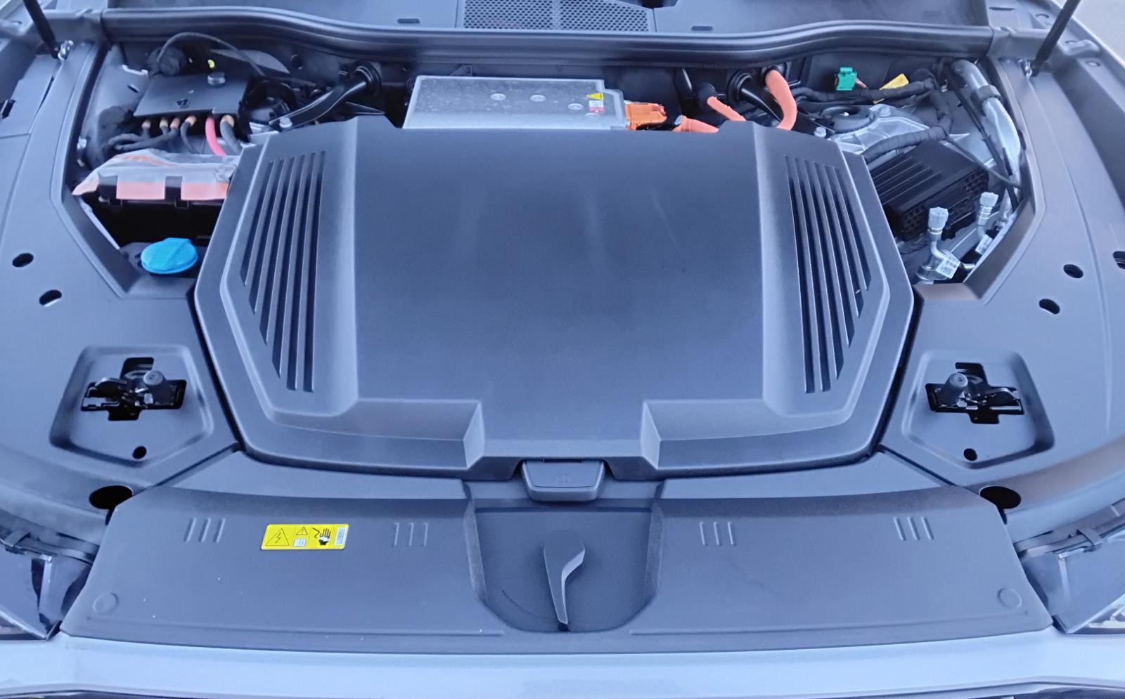 2022 Audi e-tron Premium