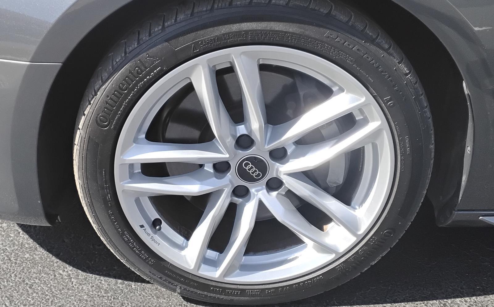 2023 Audi A4 Sedan S line Premium