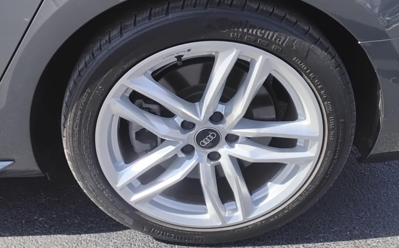 2023 Audi A4 Sedan S line Premium