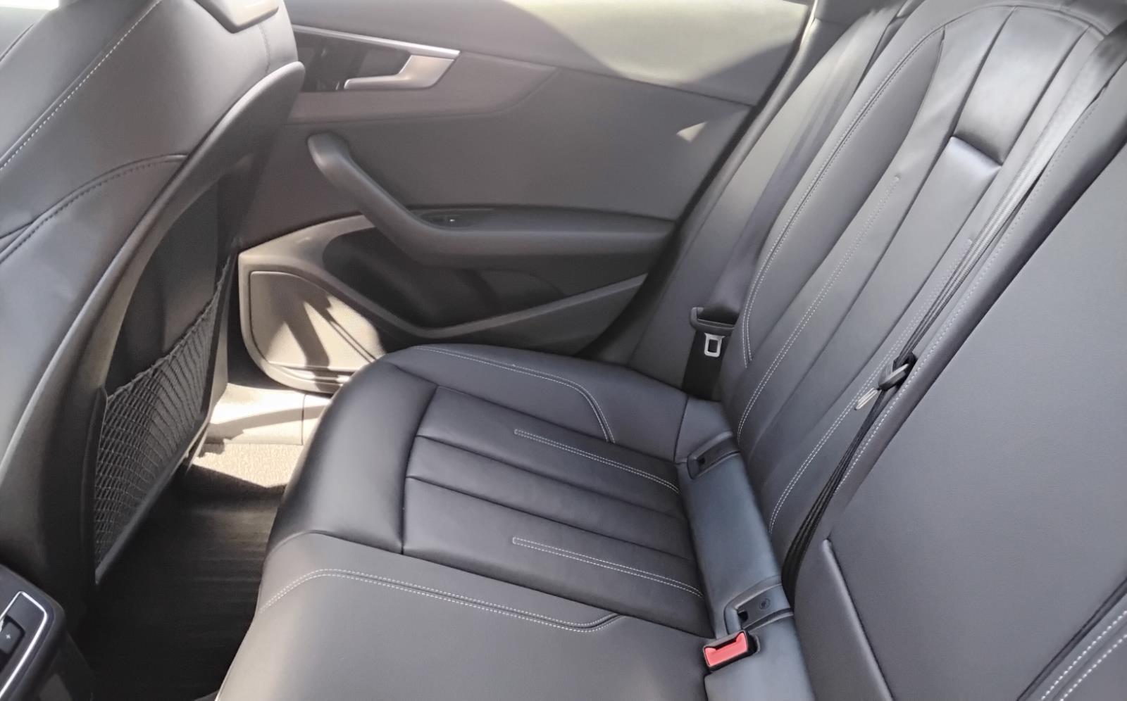 2023 Audi A4 Sedan S line Premium