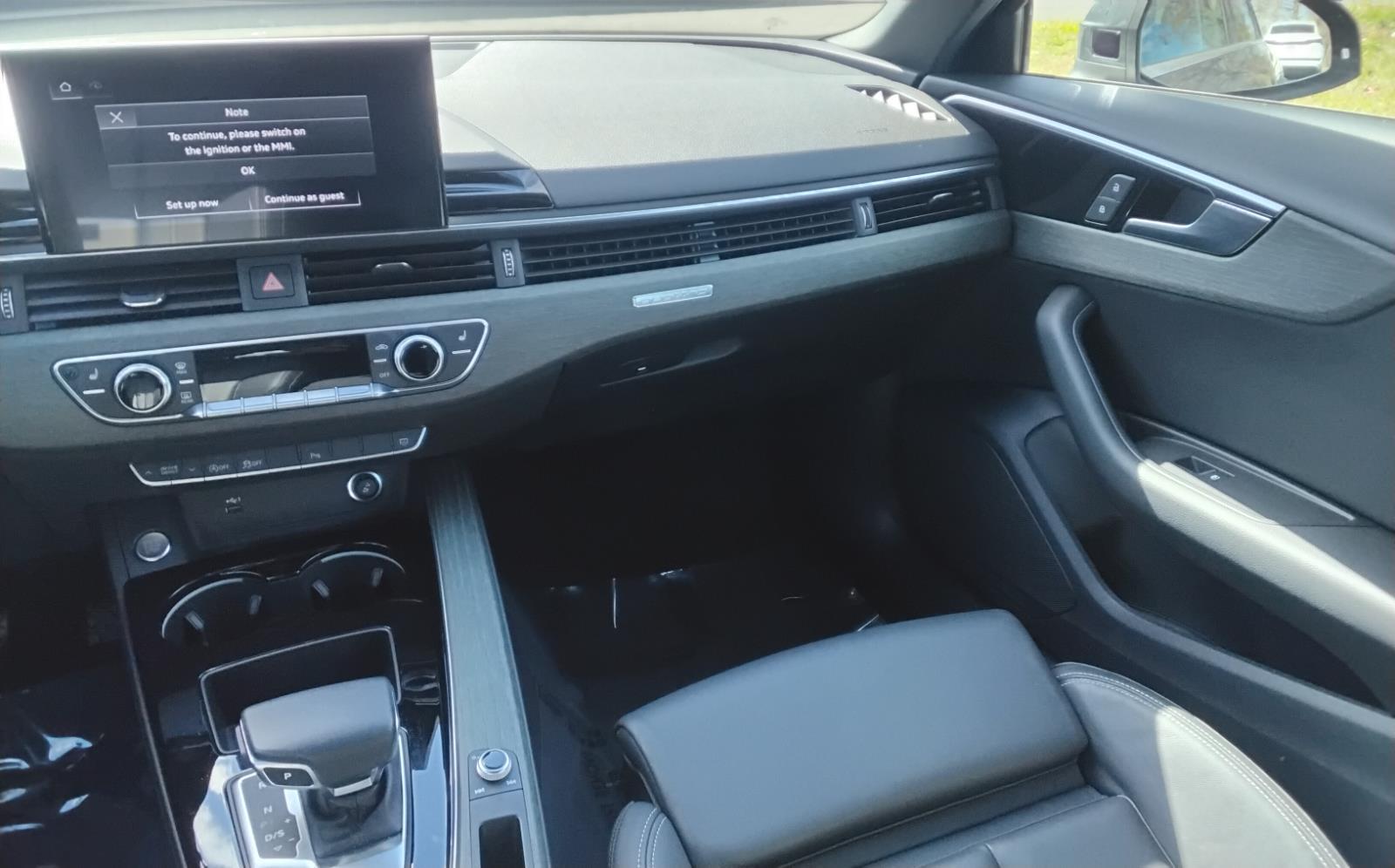 2023 Audi A4 Sedan S line Premium