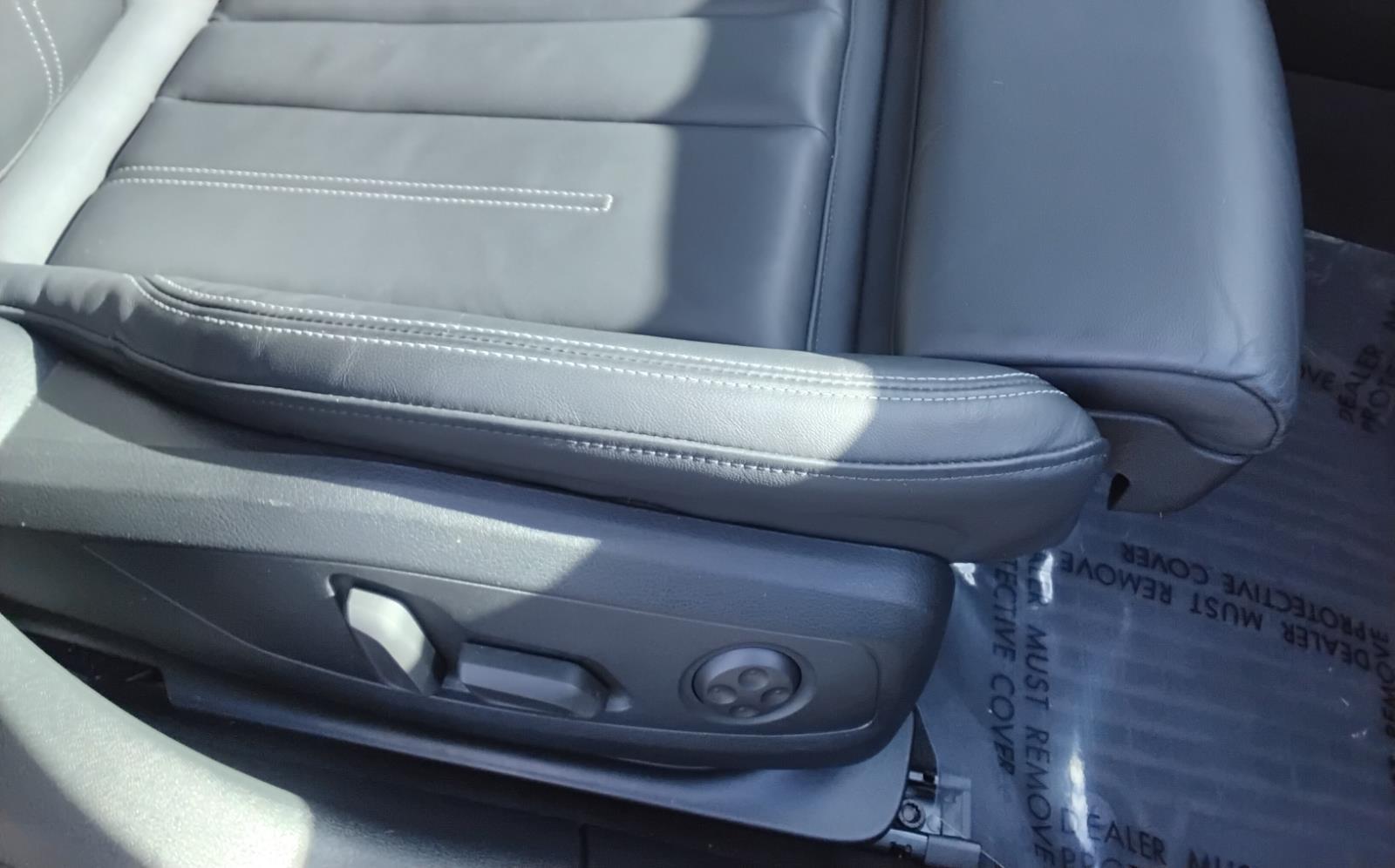 2023 Audi A4 Sedan S line Premium