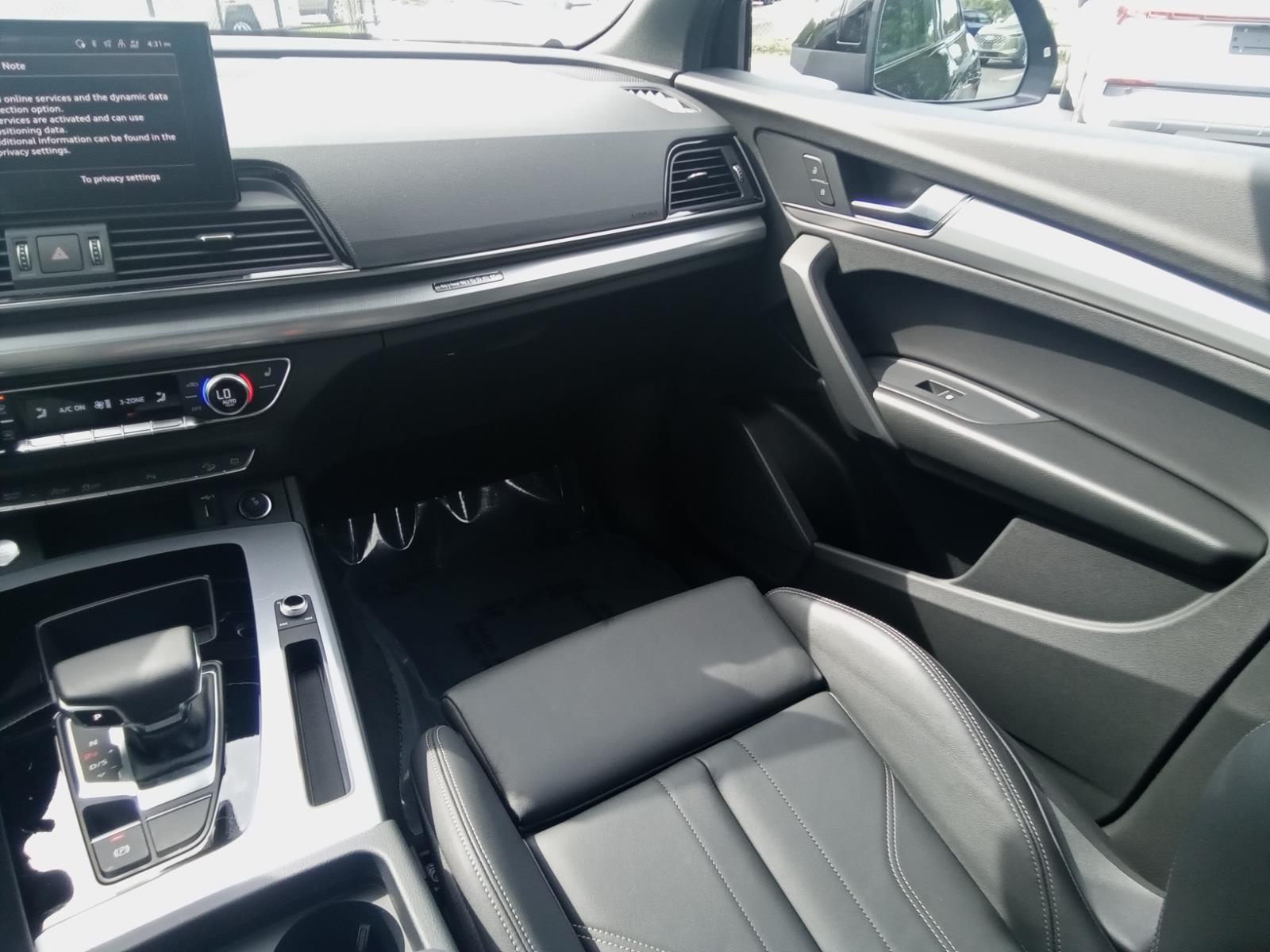 2025 Audi Q5 S line Premium