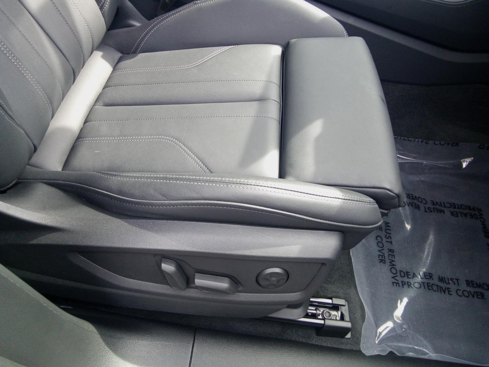 2025 Audi Q5 S line Premium