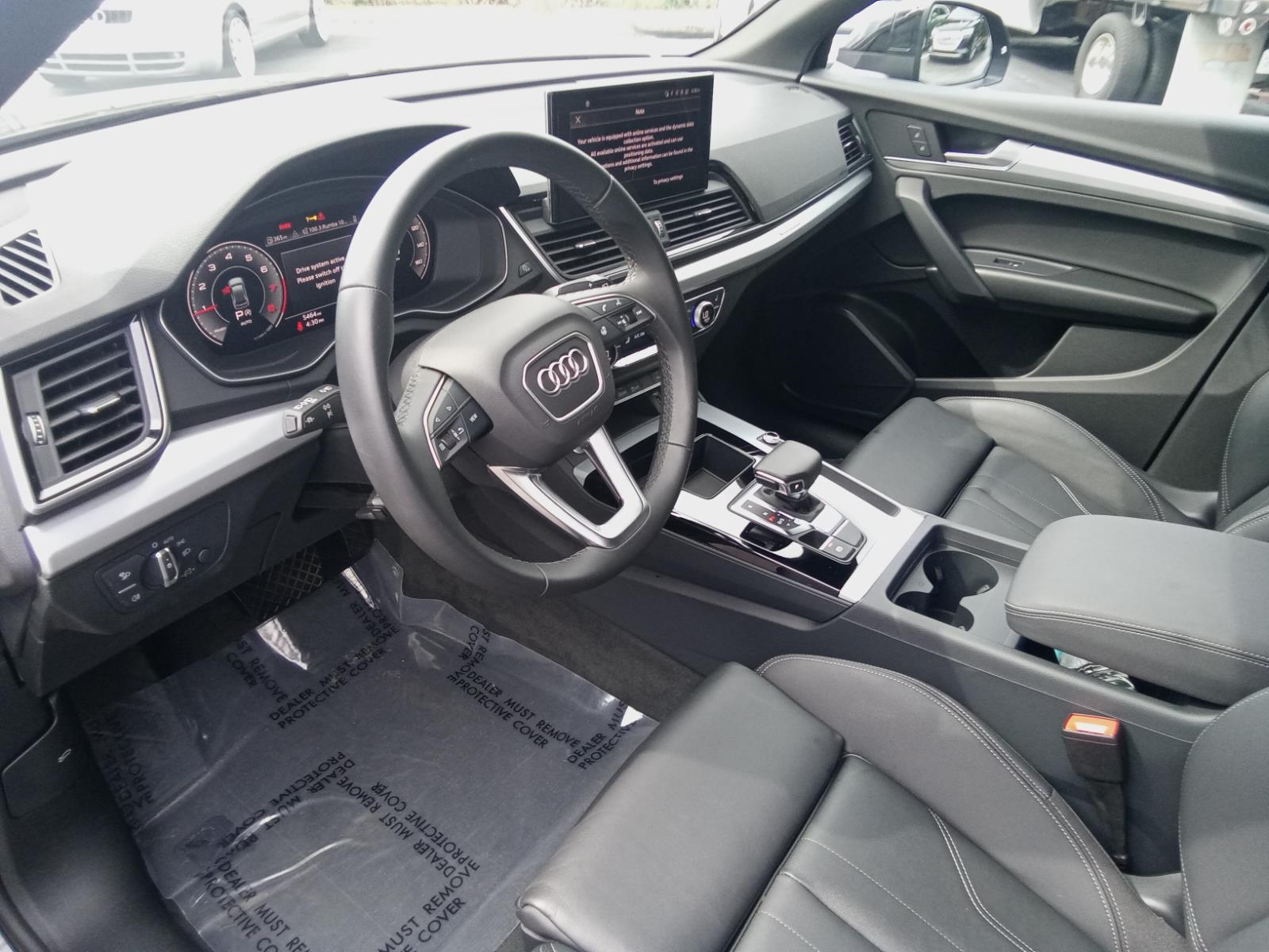 2025 Audi Q5 S line Premium