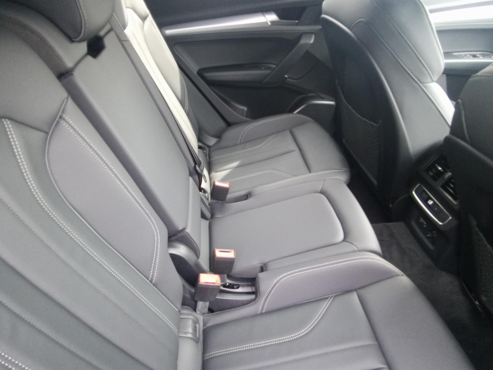 2025 Audi Q5 S line Premium
