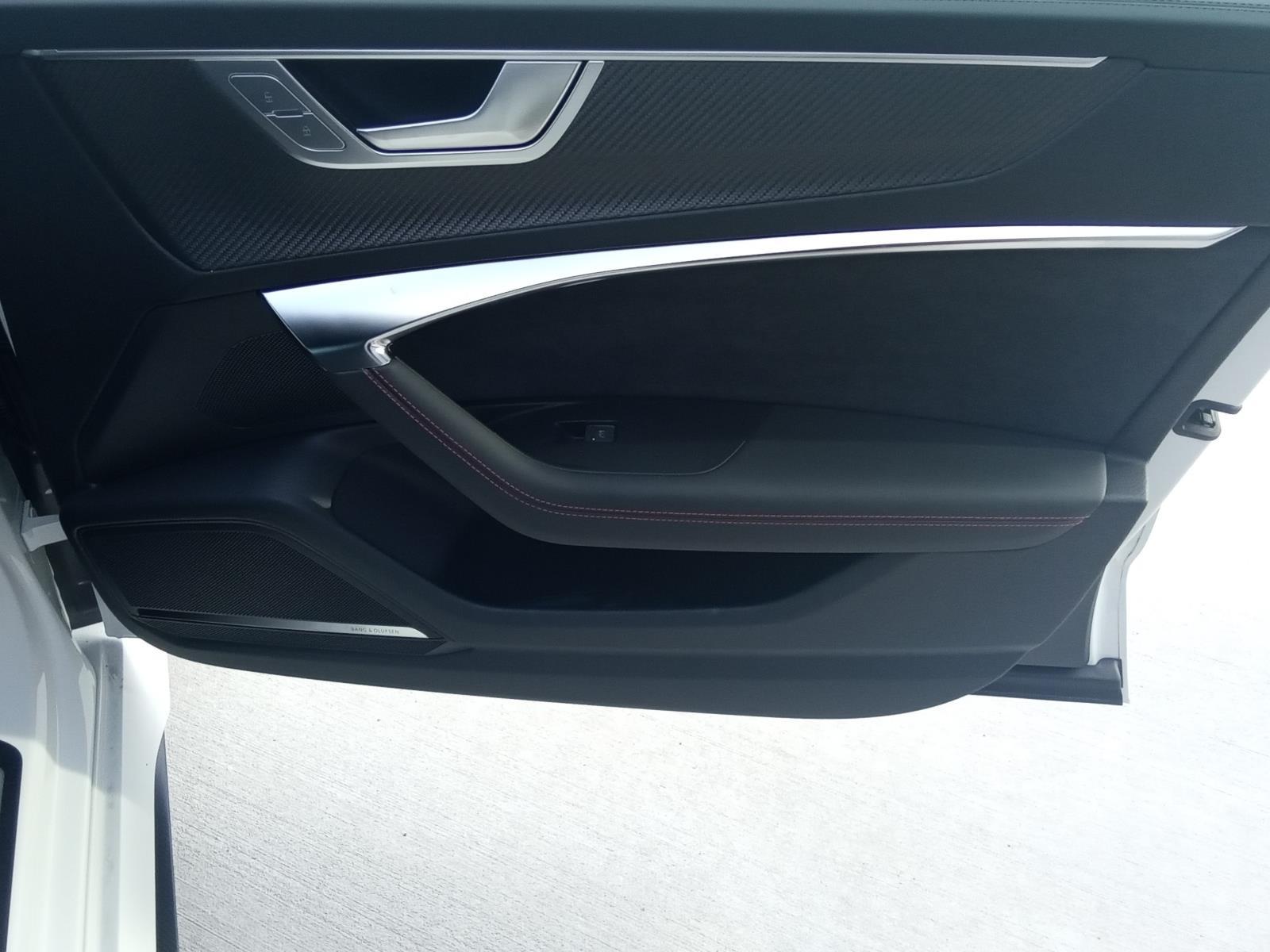 2025 Audi RS 7 performance