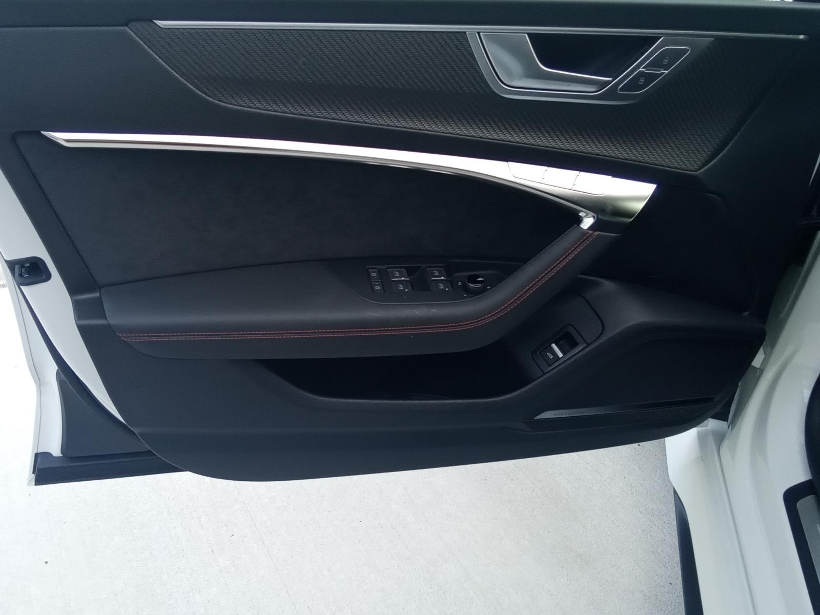 2025 Audi RS 7 performance