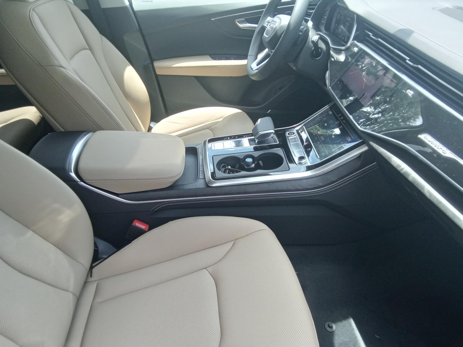 2025 Audi Q7 Premium Plus