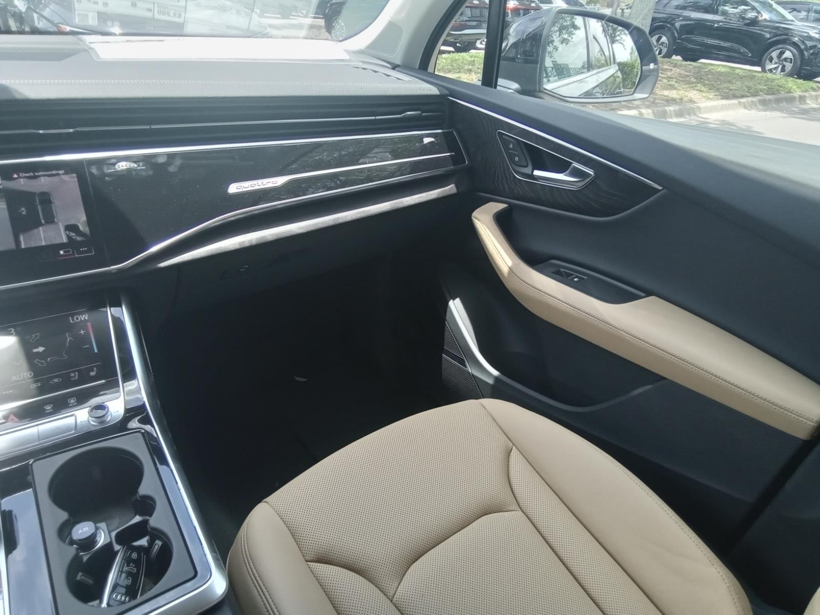 2025 Audi Q7 Premium Plus